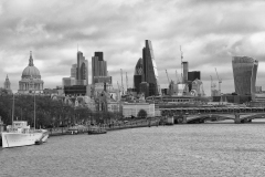 The City of London Landscape from Tamigi River England