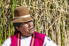 Uros Woman Titicaca Lake Perù