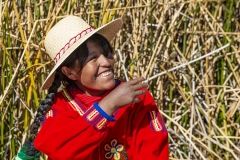 Uros Girl Titicaca Lake Perù