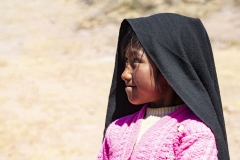 Uros Womwn Child Titicaca Lake Perù